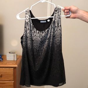 Large New York and company tank